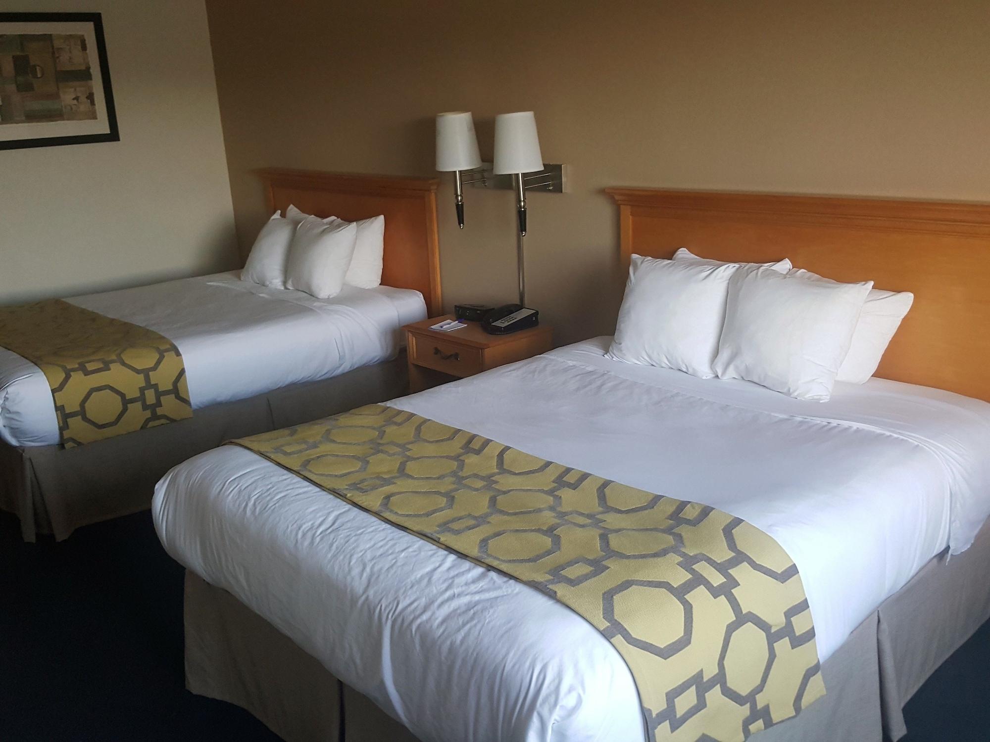 Baymont By Wyndham Indianapolis Northeast Hotell Exteriör bild