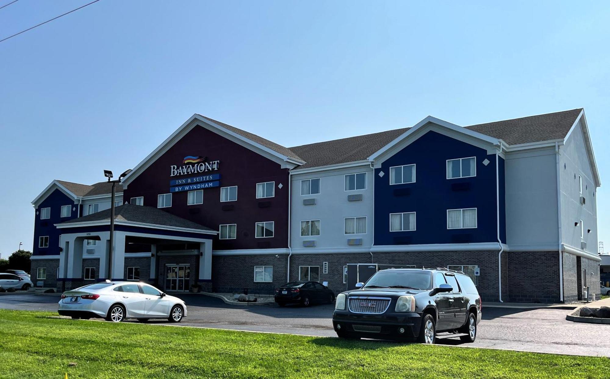 Baymont By Wyndham Indianapolis Northeast Hotell Exteriör bild