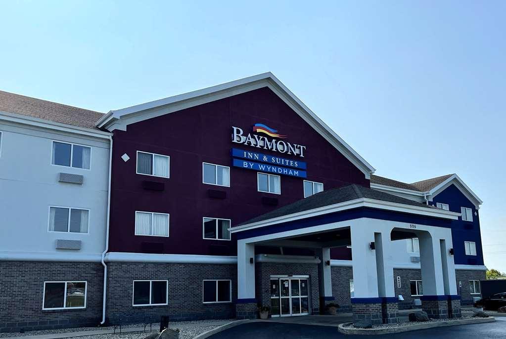 Baymont By Wyndham Indianapolis Northeast Hotell Exteriör bild